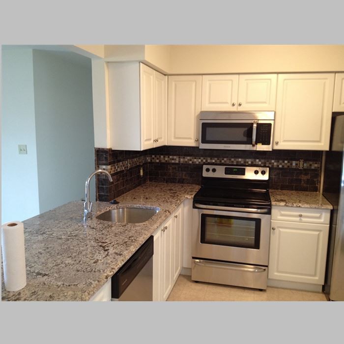 Bianco Antico Granite Countertop