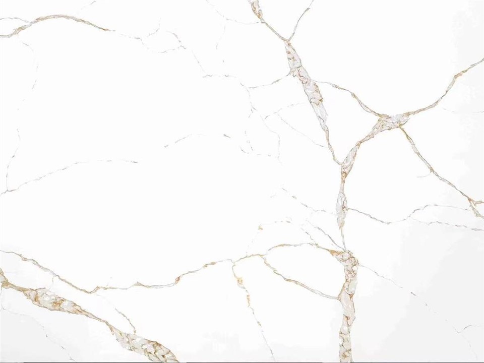 Calacatta Classique Quartz Slab