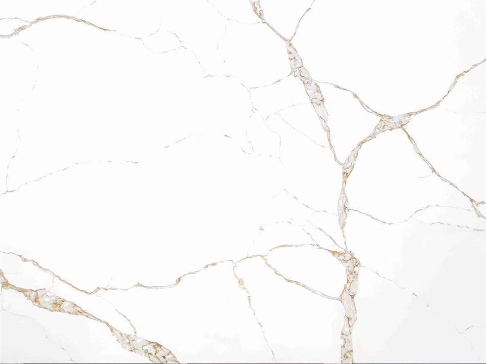 Calacatta Classique Quartz Slab