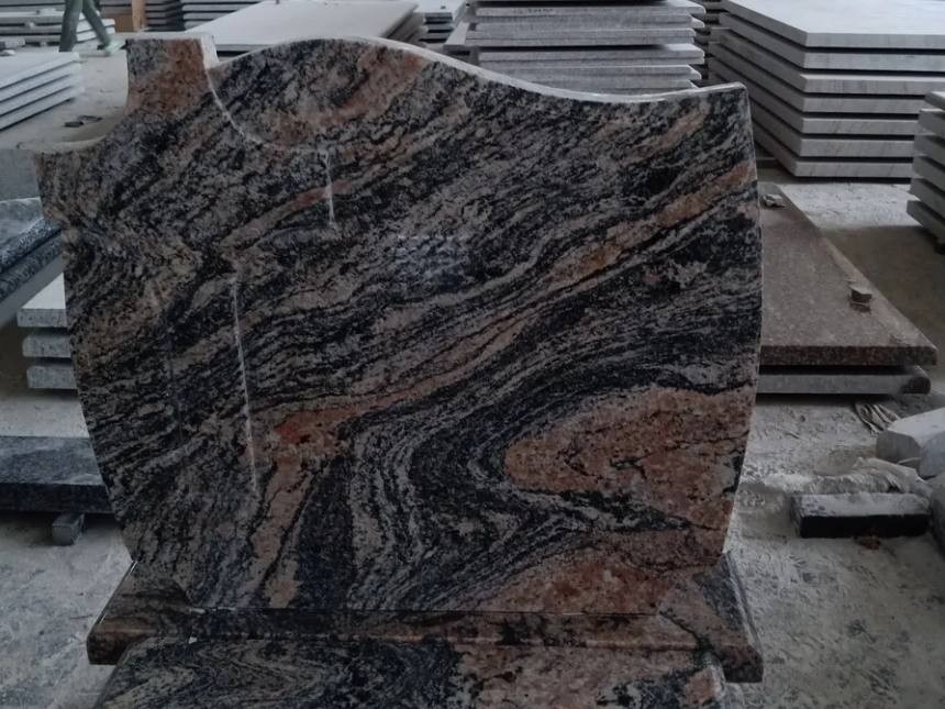 Chinese Red Juparana Tombstone supplier