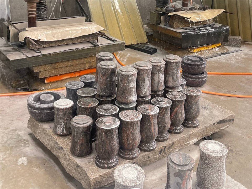 Gravestone vase Factory