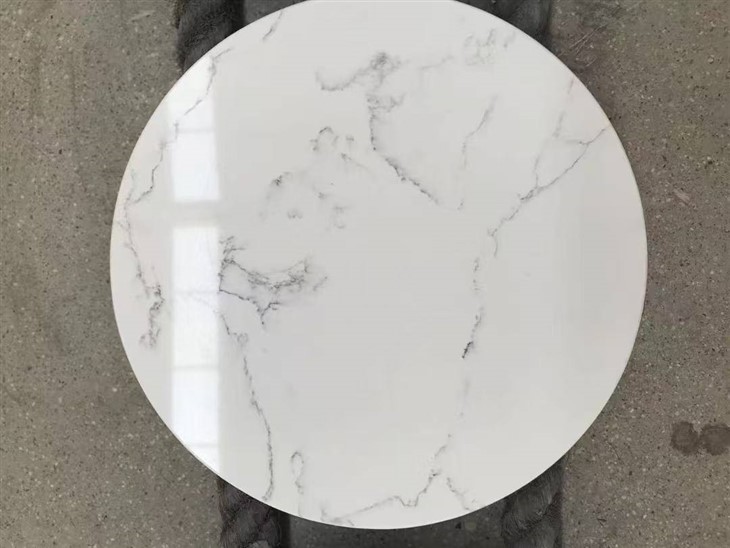 Round quartz stone panel