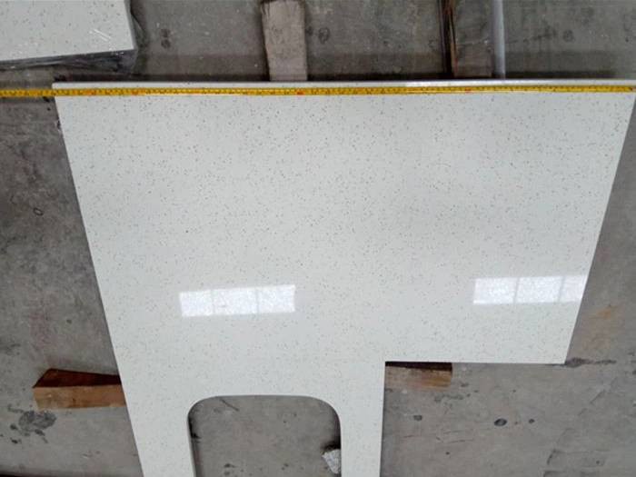 White Sparkle Quartz Kitchen Worktop