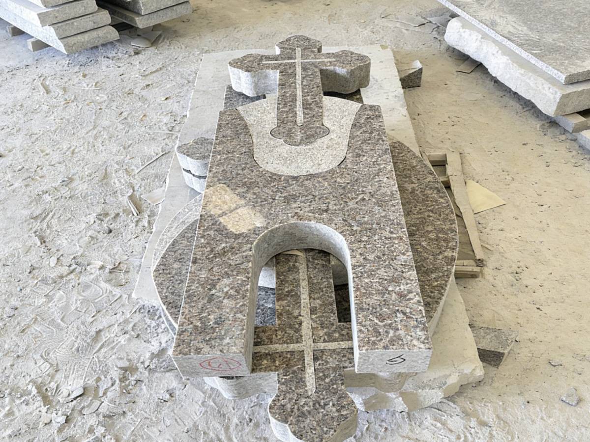 Romanian Tombstone Supplier Romanian Tombstone Supplier